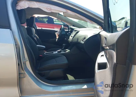 2017 Chevrolet Cruze Ls Auto z USA, uszkodzony, nr VIN 1G1BC5SM4H7160438